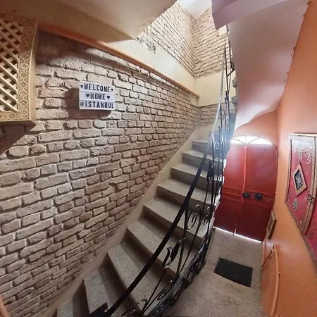 Aparthotel Elele Aparts