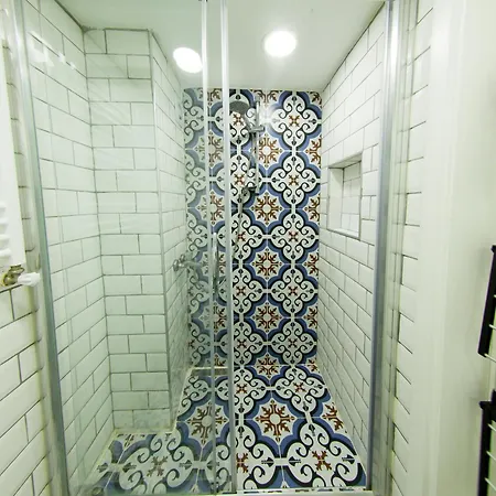 Aparthotel Elele Aparts 4*